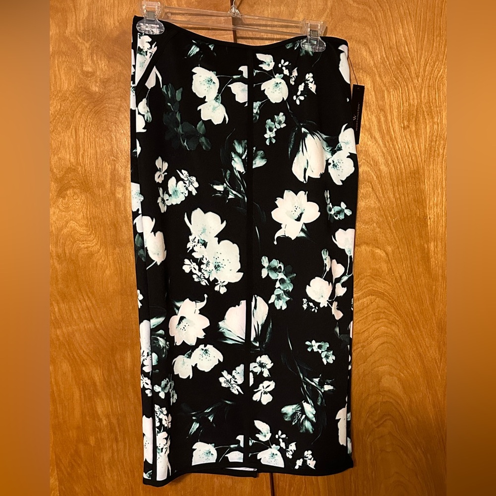 Worthington floral skirt